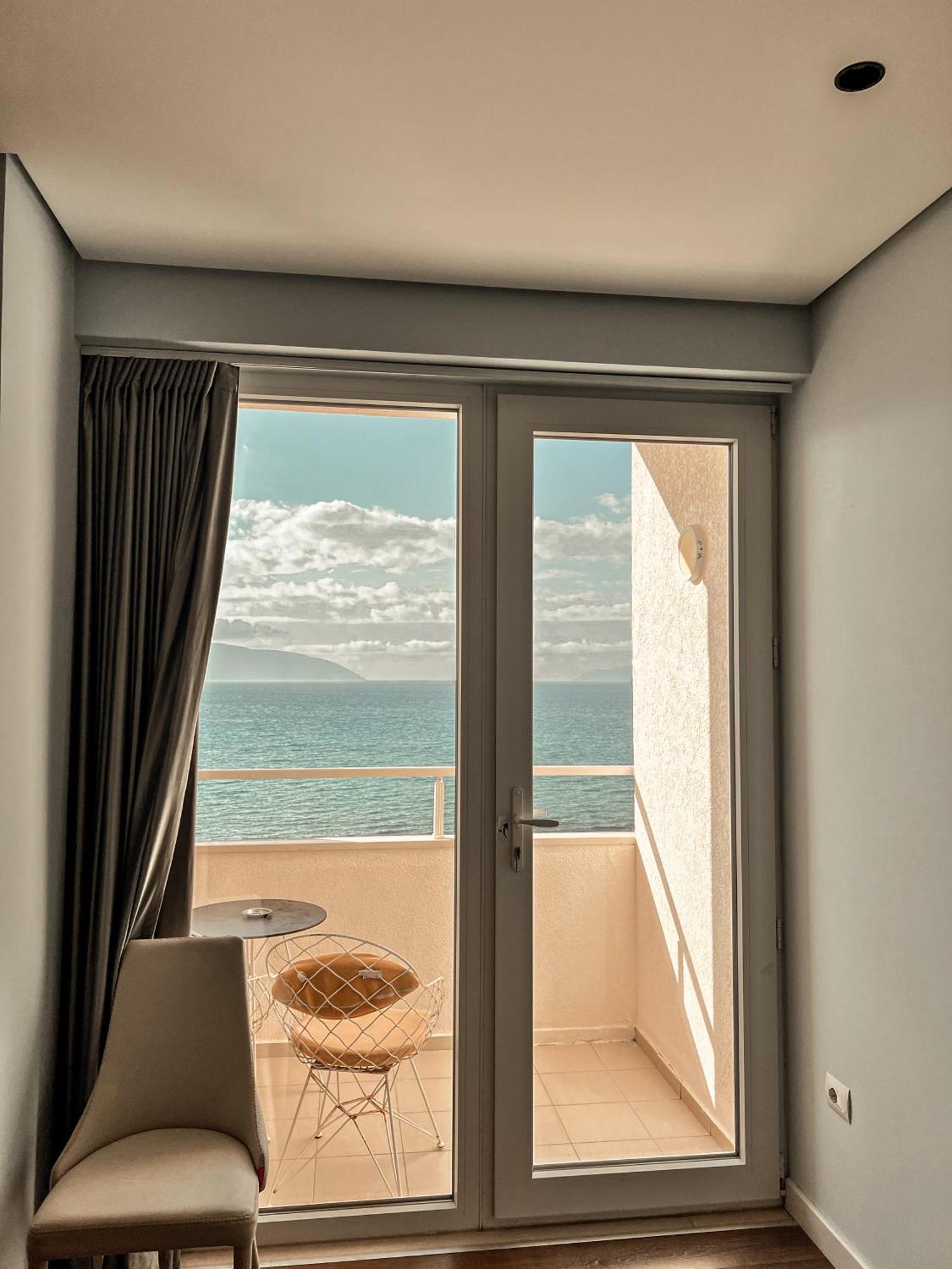 Maxi Room Vlore Exterior photo